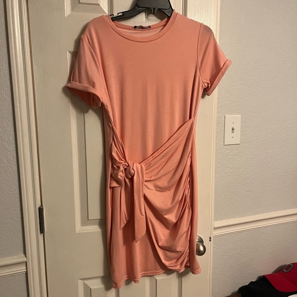 Coral tshirt dress - Picture 1 of 4